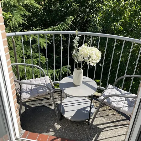 Apartment 648 In Tossens *